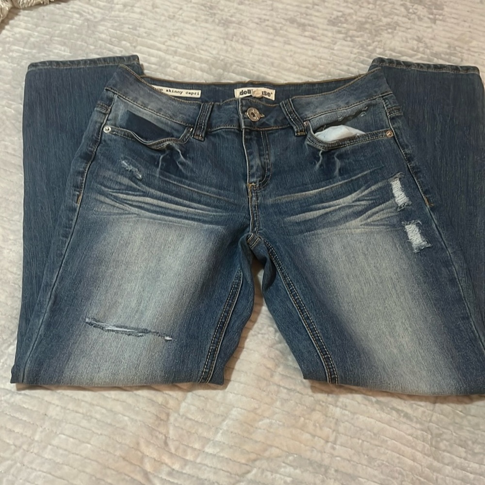 Dollhouse roll-up skinny capri size 9